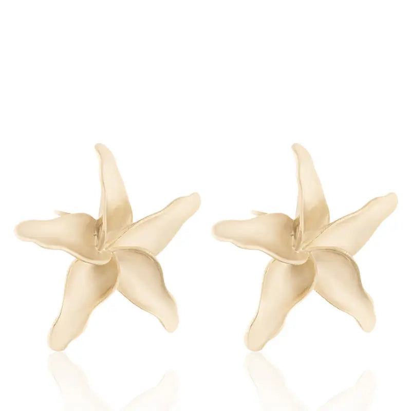 Aretes Pétalo Dorado Flor mate